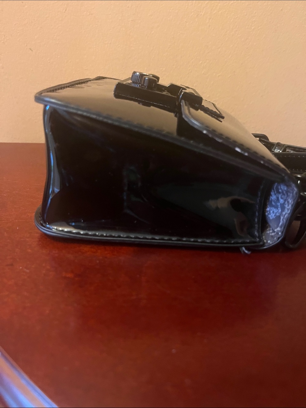 Patent-Style Black Gloss Crossbody with Chain Strap - Picture 7 of 9